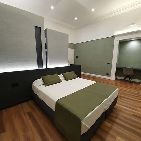 לינה וארוחת בוקר Nova Relais 4*