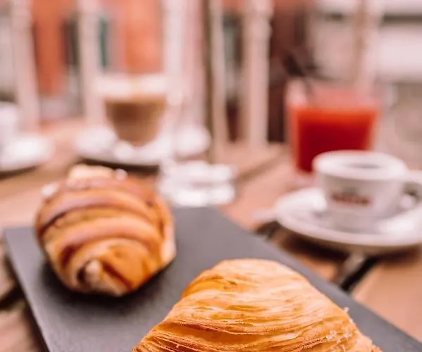 Nova Relais לינה וארוחת בוקר 4*