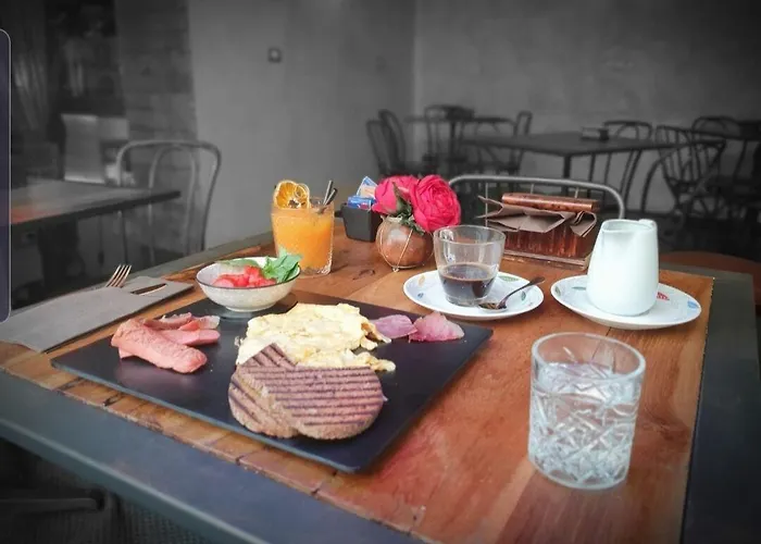 לינה וארוחת בוקר Nova Relais 4*