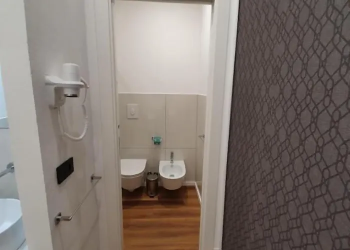 Nova Relais לינה וארוחת בוקר נאפולי