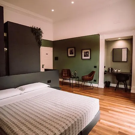 Nova Relais Bed and Breakfast Νάπολη